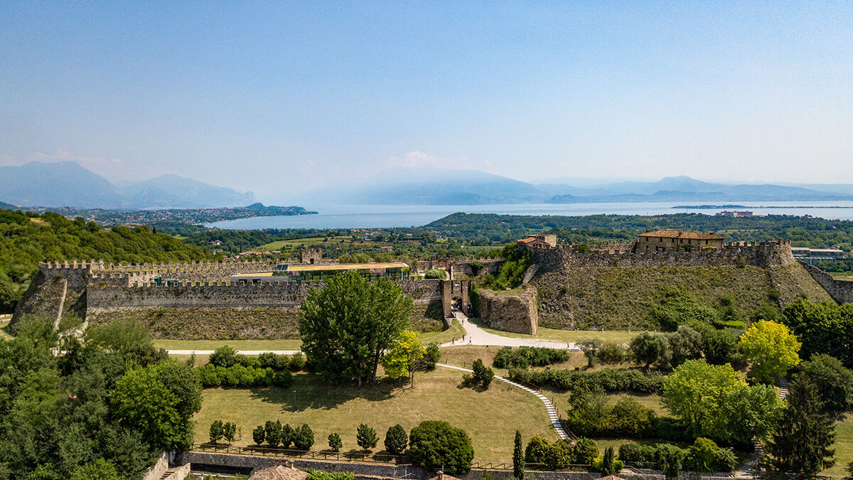 Rocca Di Lonato Del Garda | GRANDI GIARDINI ITALIANI